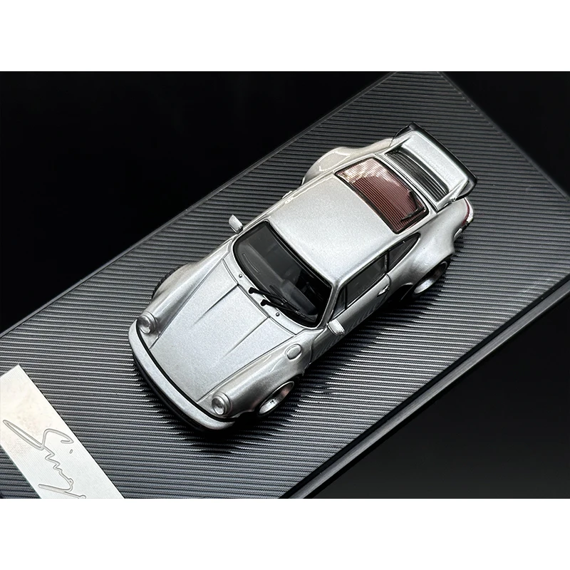 RM GP In Stock 1:64 Singer Turbo Study 930 Silver ART Openable Hood Diecast Diorama Car Model Collection