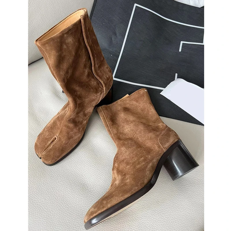 2024 Autumn Winter Soft Leather Split toe Tabi Women Ankle Boots Fashion Thick High heels Chunky Shoes Ins Style Short Booties