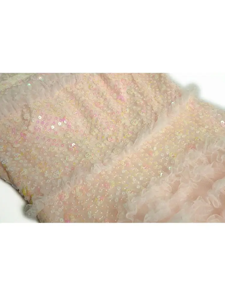 Abito in rete da donna 2025 Paillettes color primaverile Increspato Puffato Orlo grande Prospettiva Abiti lunghi da donna di design stile principessa