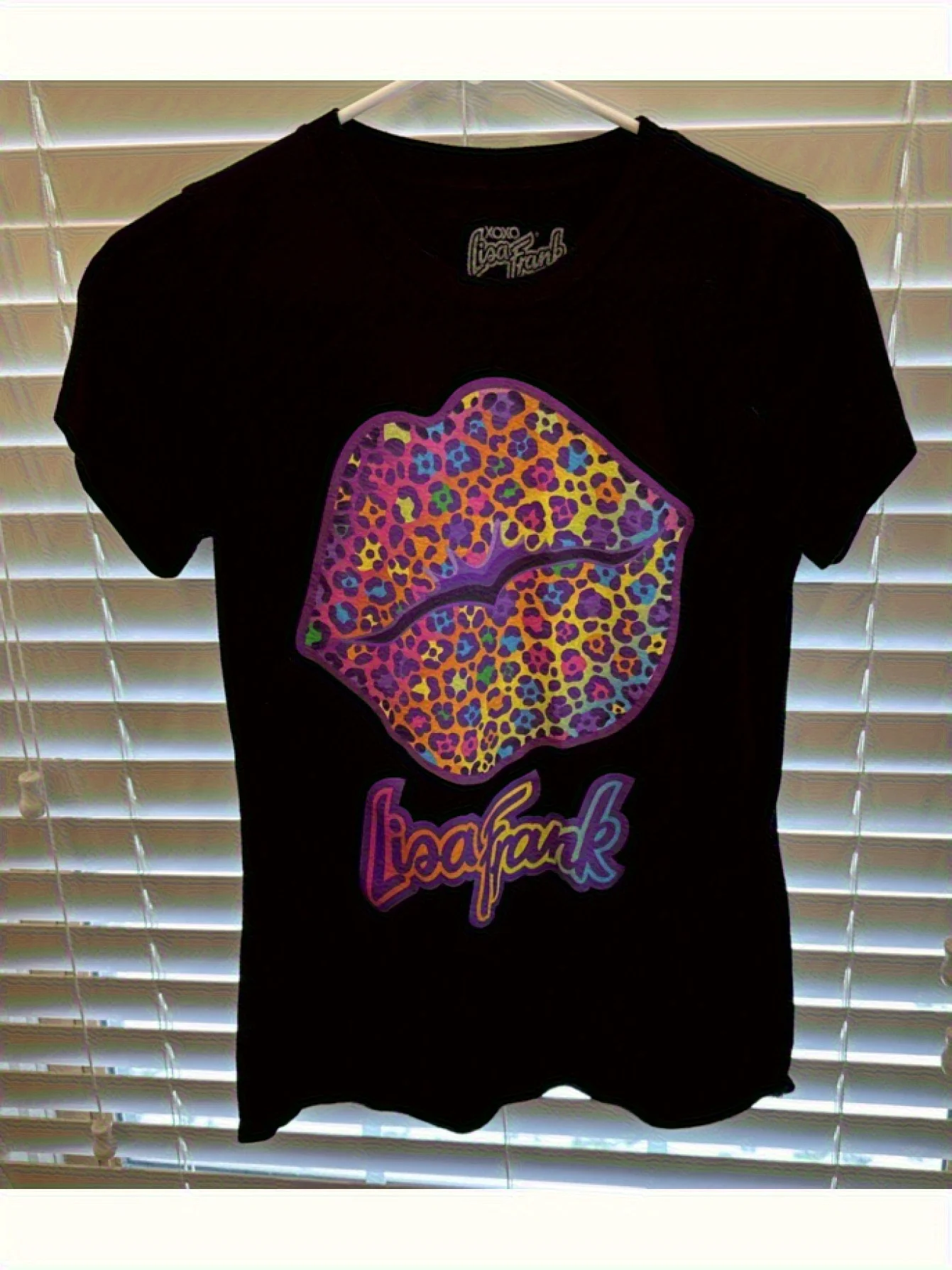Camiseta con gráfico de labios coloridos de Lisa Frank para hombre S - 3XL Camiseta linda y vibrante para amantes de la moda WHX 180g