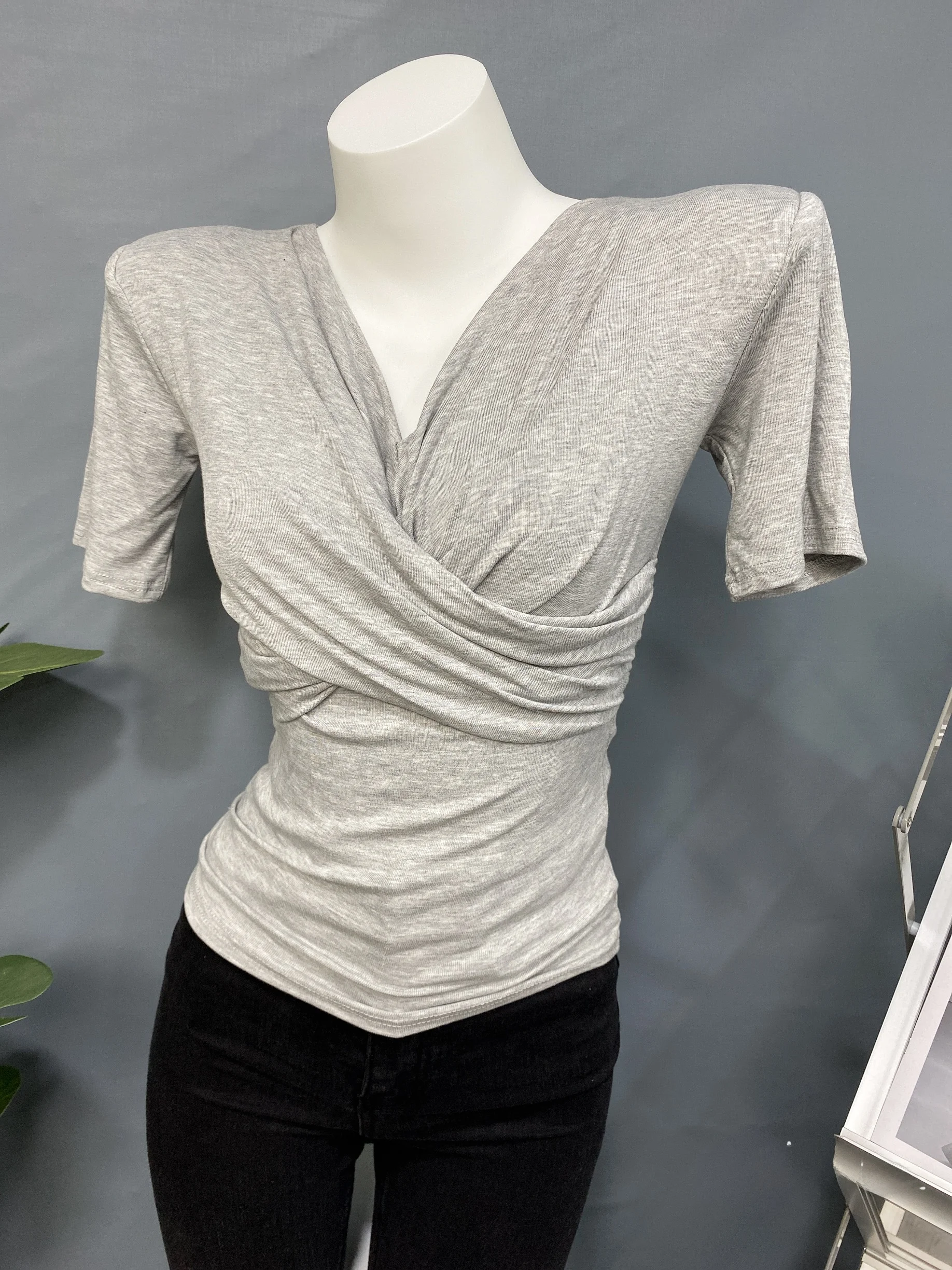 Soft Comfortable V-Neck Short Sleeve T-Shirt with Shoulder Pad Cross Pleats Design Korean Style Commute Pure Color Summer New