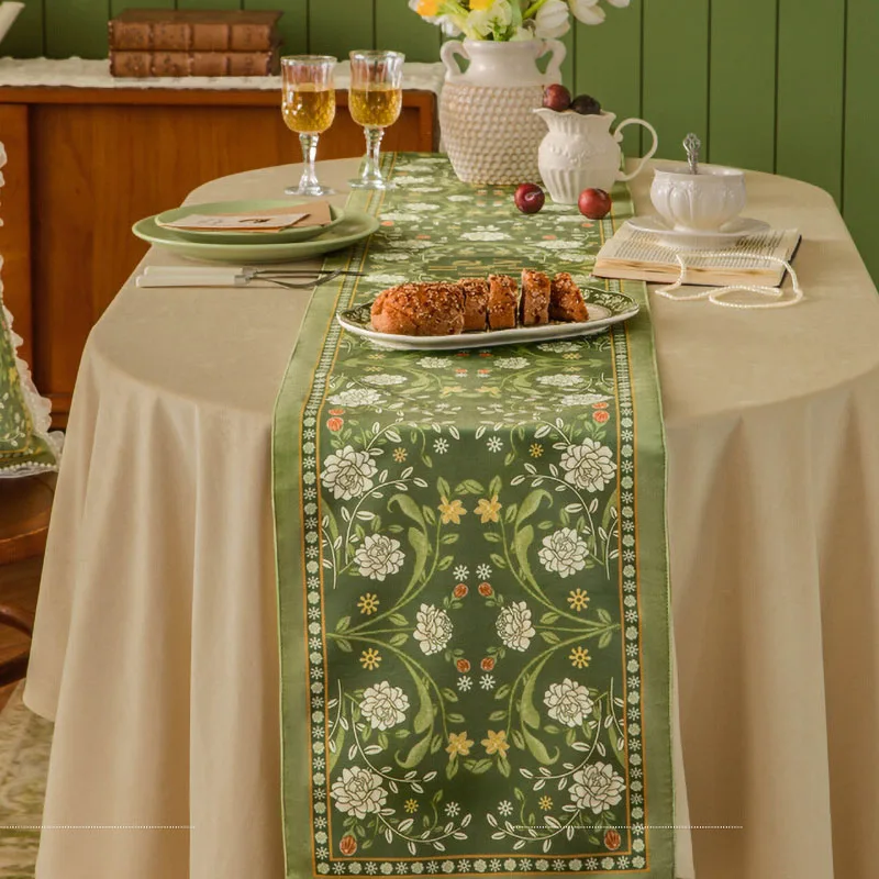 

Retro Pastoral Style Plush Green Elegant Table Runner Luxury Cabinet Cover Table Decoration and Accessories Hotel Restaurant
