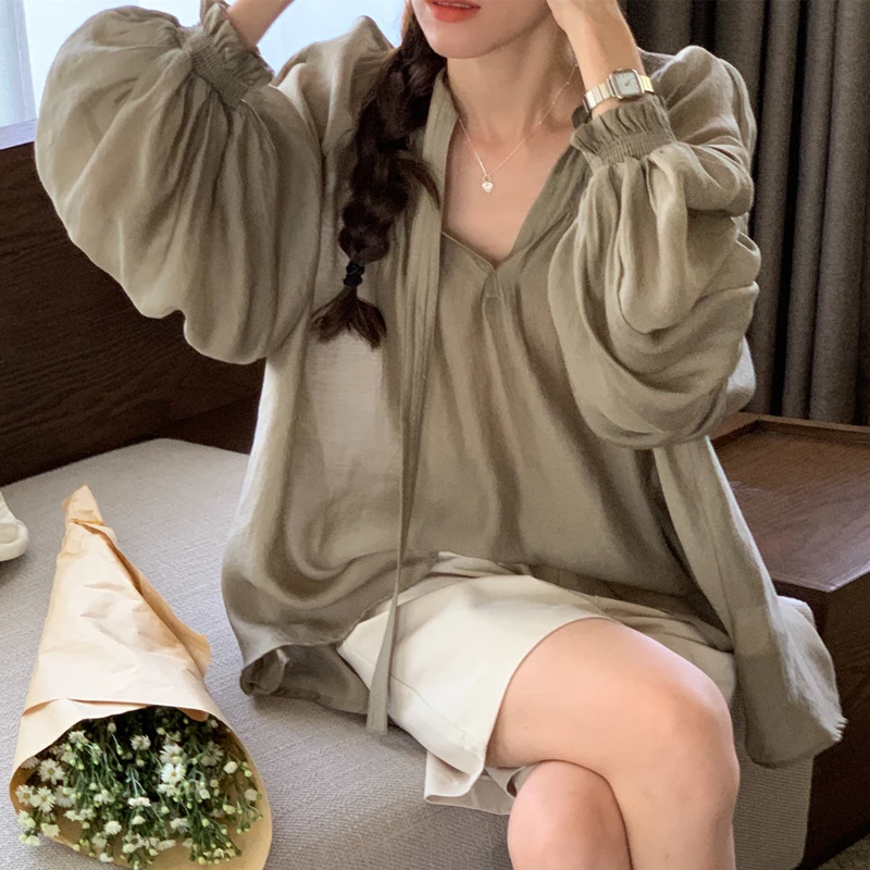 

French Style Loose Women's Shirt Long Sleeve V-Neck Puff Sleeve Bell Design Chiffon Belt Casual Chic Top for Ladies