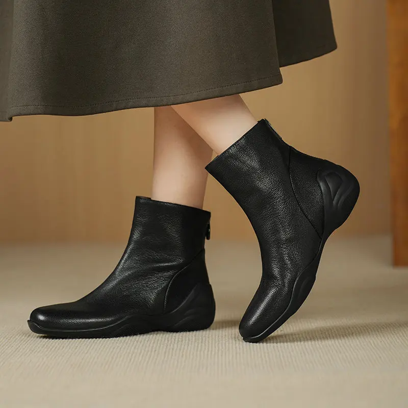 

2025 New Flat Women Boots Genuine Leather Ankle Boots Comfortable Soft Party Shoes