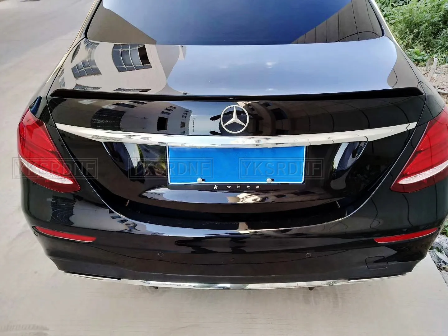 For Mercedes Benz W213 Spoiler 2016 2017 2018 2019-21 E-class E200 E300 E320 E63 Spoiler High Quality ABS Car Rear Wing Spoiler