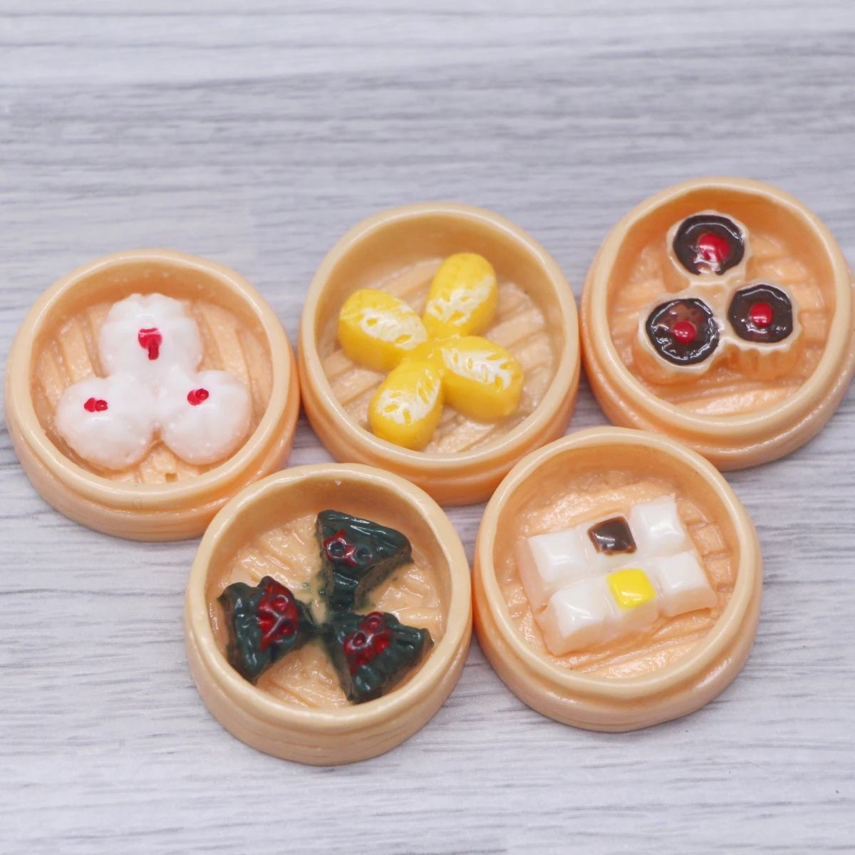 5Pcs Dollhouse Miniature Simulation Resin Sweet Dessert Food Steamed Bun Cake Model Kitchen Cooking Dining Room Kid Party Decore