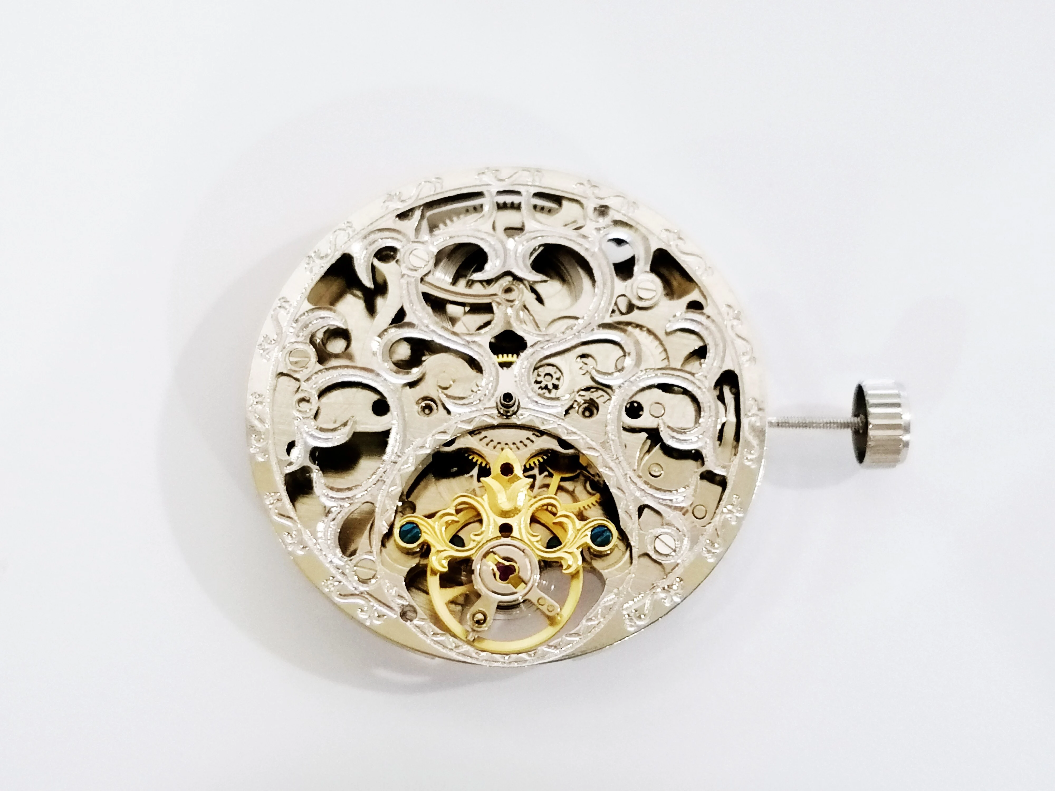 Watch movement, domestic Dandong mechanical movement, three-pin, silver pendulum, large white engraved movement, brand new