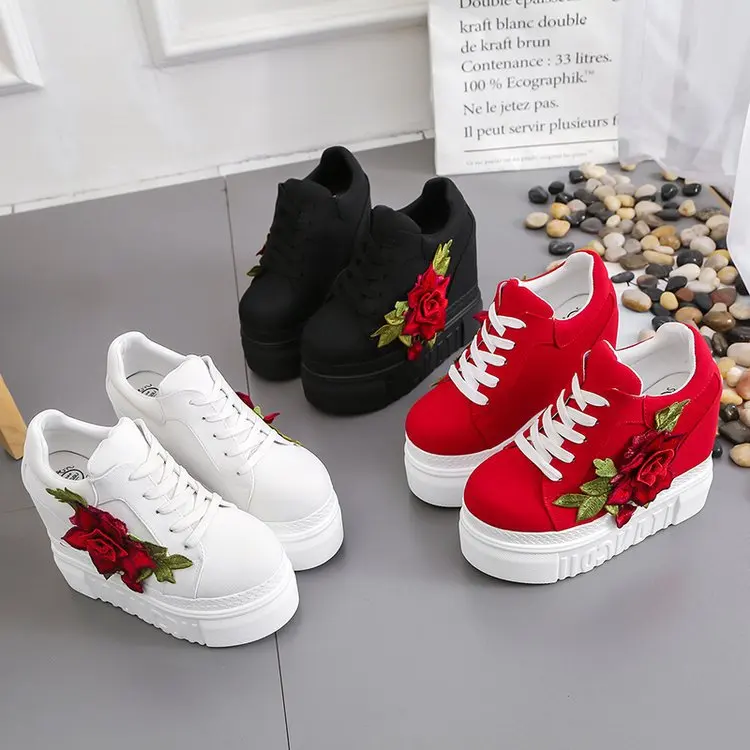 

Sneakers 10cm Increase Height Thick Bottom Ultra-high Embroidered Canvas Fashion Shallow Lace-up Solid Color Short Girl Shoes