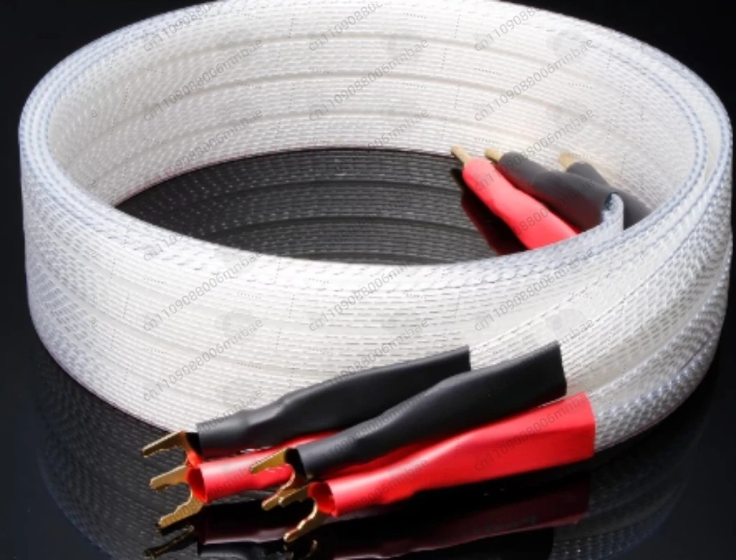 

Кабель для акустических систем 8N OCC, посеребренный, с PTFE-изоляцией, с разъемами Y-образного типа и банановыми Z-образными штекерами для усилителя.