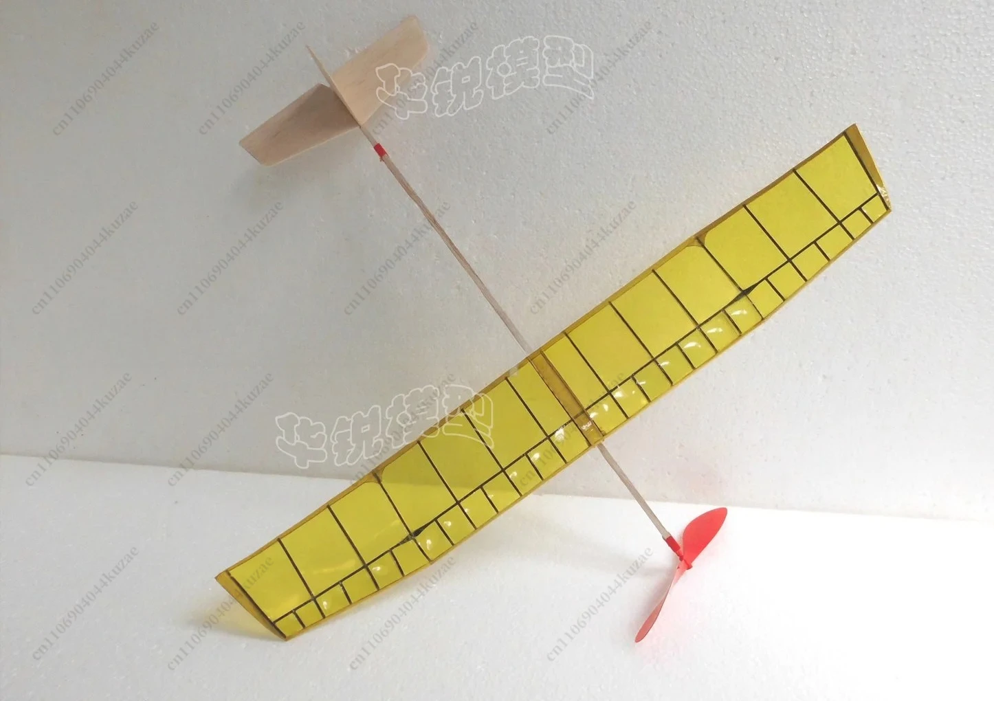 Modelo de Planeador de Banda Elástica (kit)/Clase 0 Impulsado por Banda Elástica