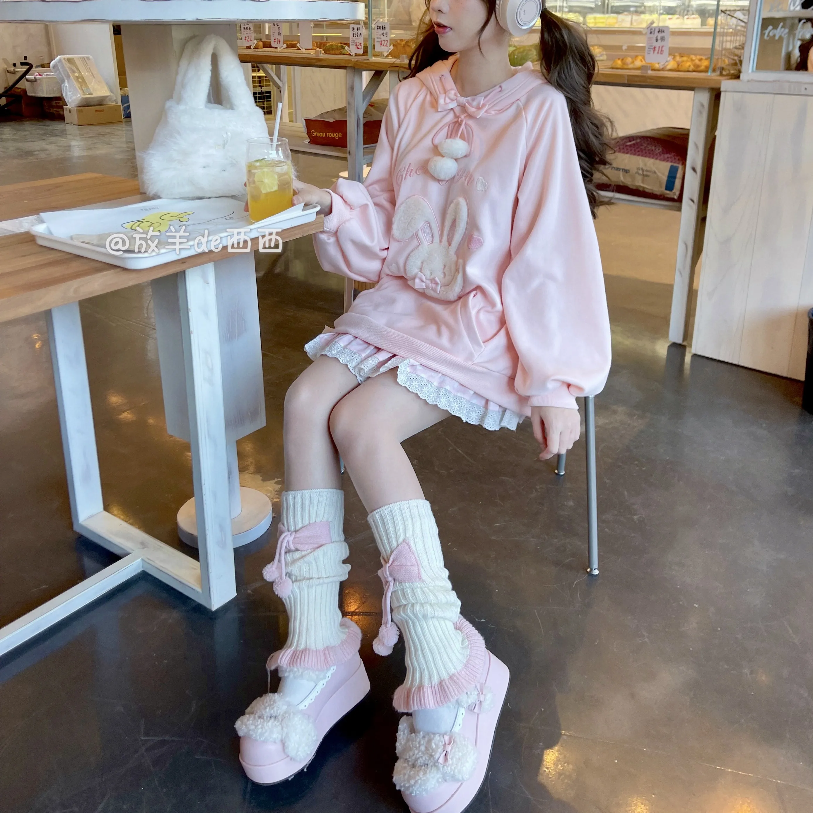 الأصلي الفتيات اليابانية الحلو الوردي هوديس الخريف الشتاء المرأة الجديدة فضفاضة ضئيلة الدافئة الصوف أرنب الأذن مقنعين البلوز البلوز