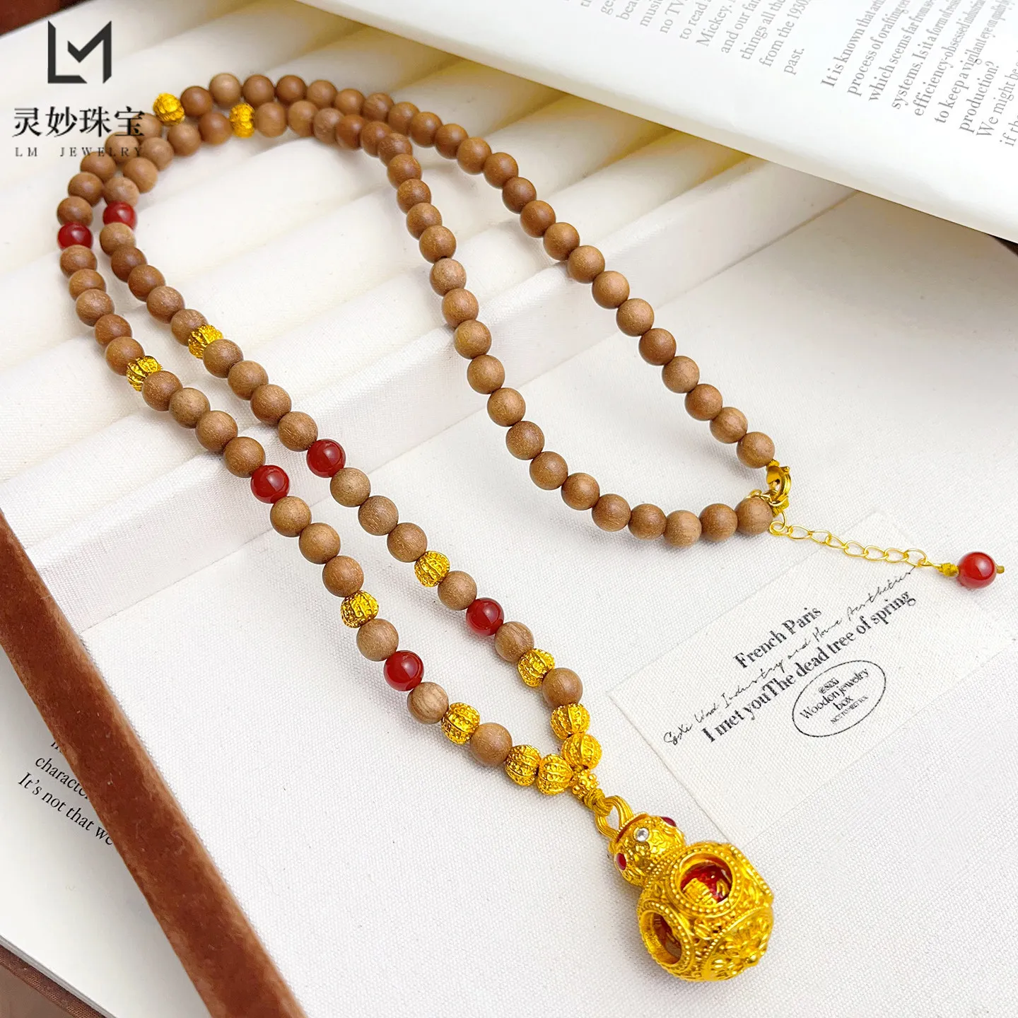 Vintage Fashion Meaning - Collana Girevole in Smalto con Perle