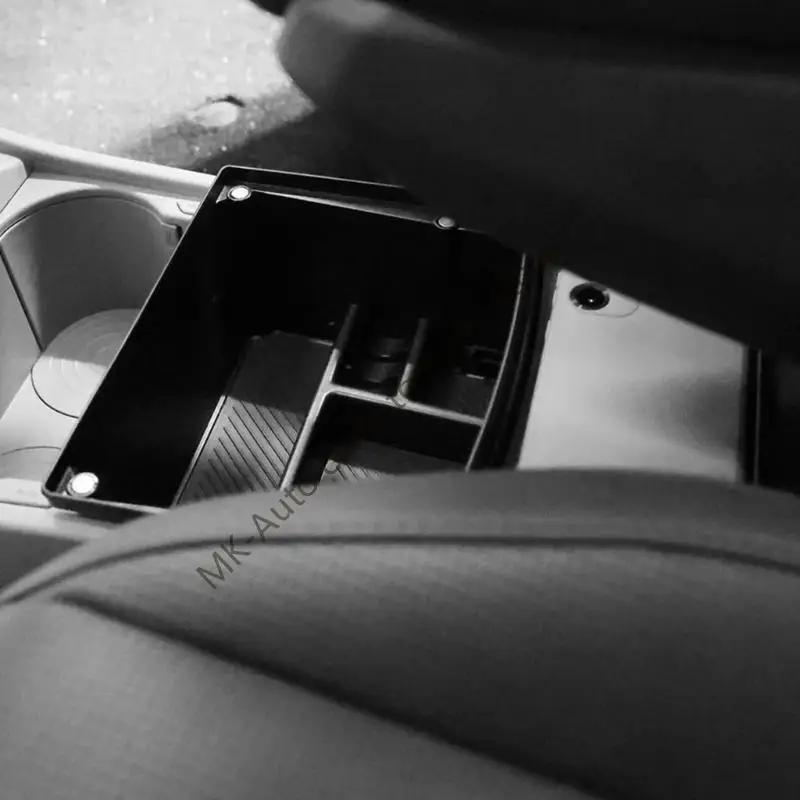 F62F سهل التركيب ولا حاجة لأي أدوات تحت علبة صندوق تخزين وحدة التحكم لتصميم منظم مسند ذراع السيارة EV3 المقاوم للماء