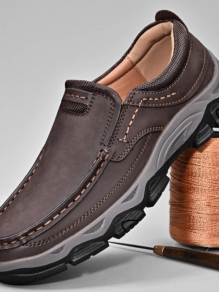 

Мужские лоферы без шнуровки, модные повседневные кожаные брюки с круглым носком, плоский каблук, износостойкая резиновая подошва, весна 2025, новое поступление