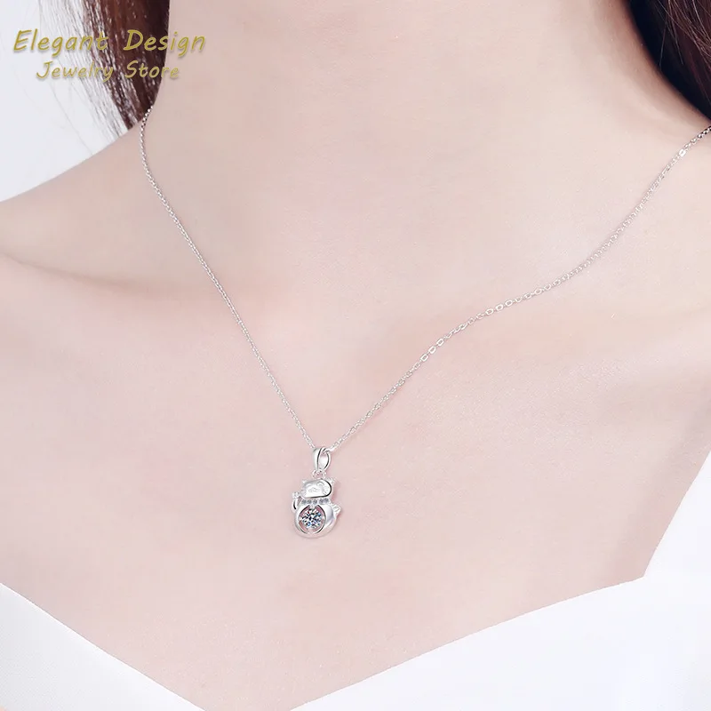 

Valentine's Day Jewelry 0.3 Carat Moissanite Cute Wealth Cat Pendant Platinum PT950 Necklace for Women Wedding Birthday Gifts