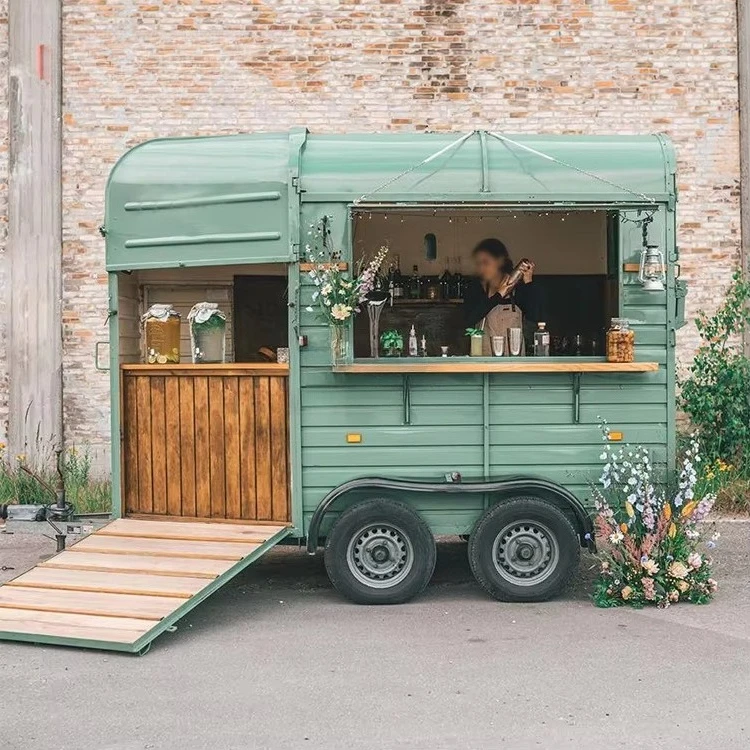 New Design Dessert Candy Cart Mobile Bar Vintage Fast Food Truck Horse Box Food Trailer With Kitchen customized