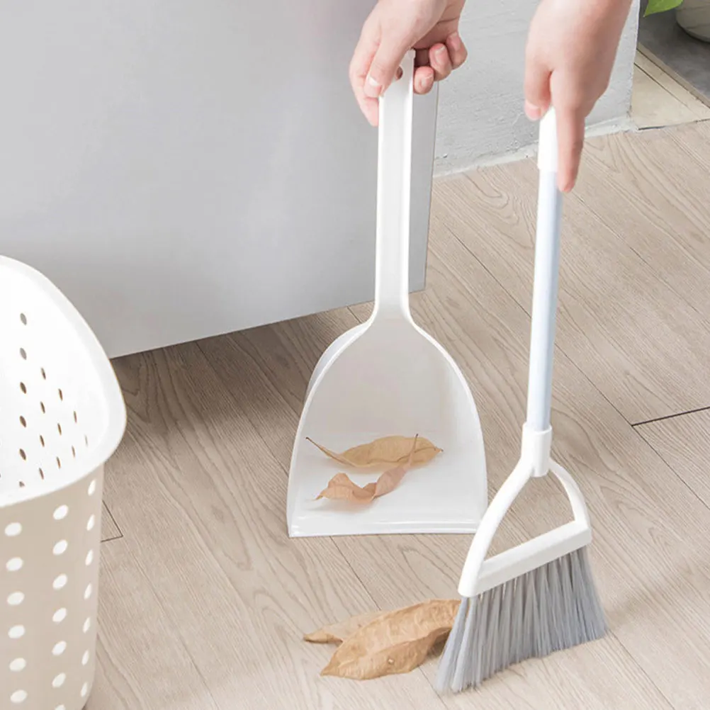 1/2 Set Pretend Play Kids Small Broom Plastic Dustpan Housekeeping Helper Toys Toddlers Soft Fur Broom Dustpan Set Cleaning