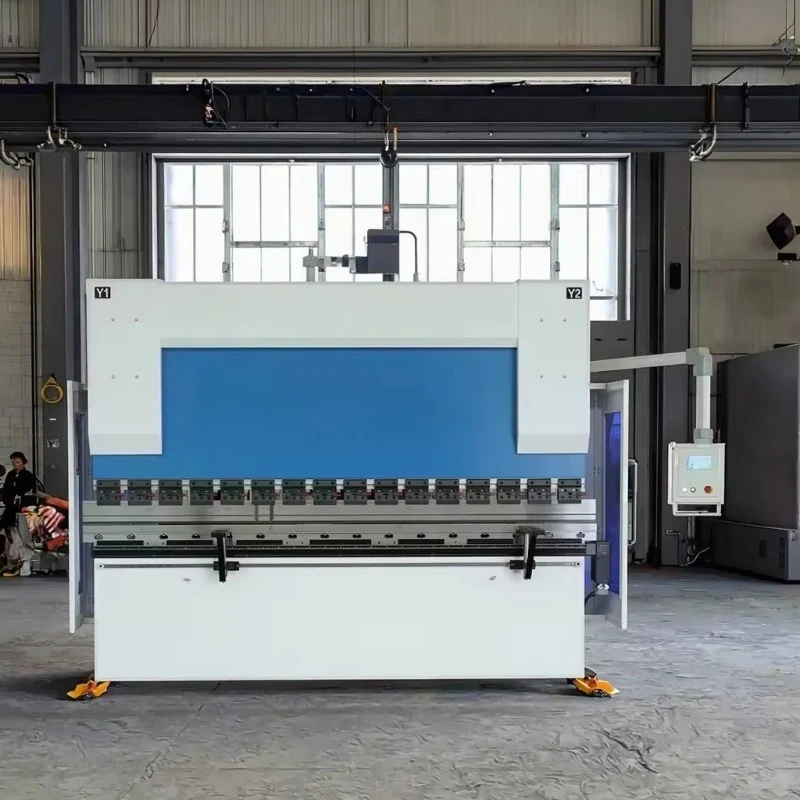 XISIM New Arrival Robot Intelligent Fully Automatic CNC Press Brakes We67k 160ton 3200mm Hydraulic Bender Aluminum Engine Pump