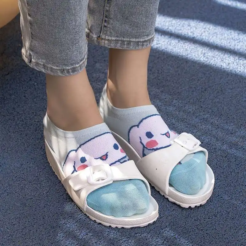 Sanrio High Quality 5 Pair Comfortable Soft and Breathable Women\'s Cartoon Cute Short Socks Gift Socks