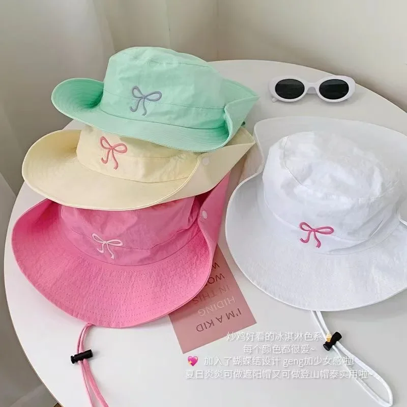 Sweet Contrast Bow …