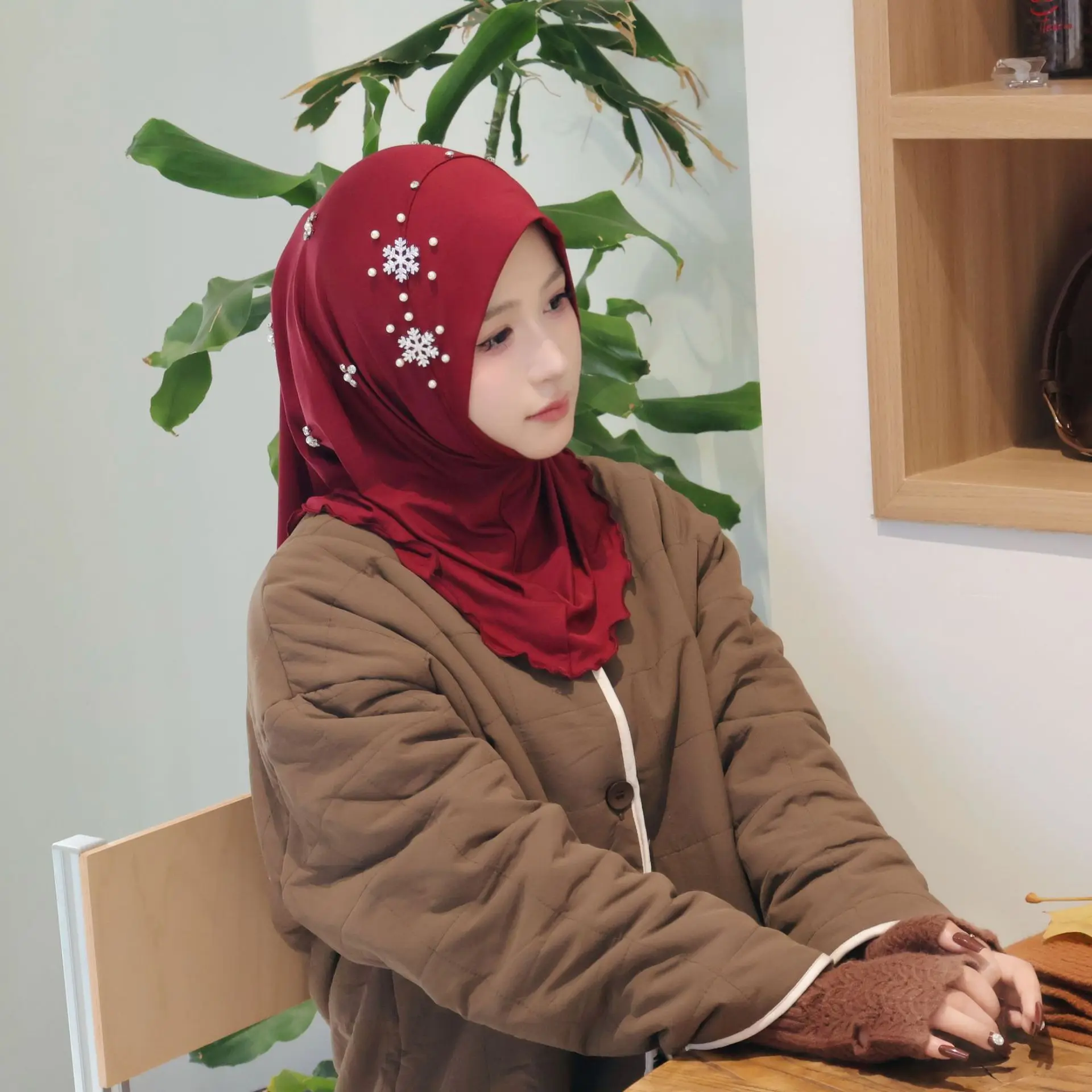 

Luxury Diamonds Flower Amira Women Muslim Hijab Instant Scarf Turban Hat One Piece Headscarf Islam Head Wrap Pull On Shawls Cap