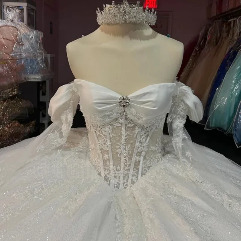 

Shiny white Shoulder Quinceanera Dress Lace 3D flower glitter Tull decal vestidos de 15 Quinceanera ﻿Customized