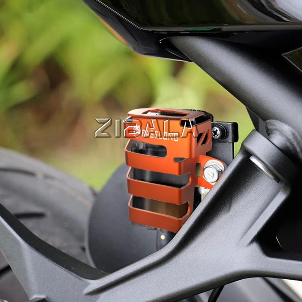 

For 890 1290 SUPER DUKE1290 1290SUPER ADVENTURE R S 890R 2021-2026 Motorcycle Rear Brake Clutch Fluid Reservoir Cover guard
