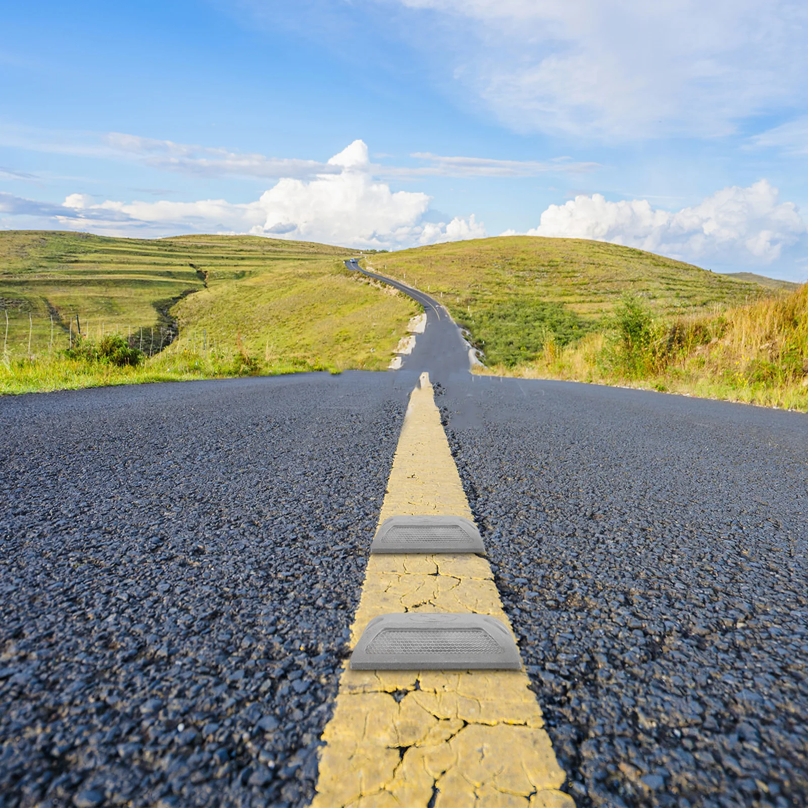 

2Pcs Cast Aluminum Road Studs Reflective Highway Markers for Driveway Parking Lot Sports Field Outdoor Safety Pavement