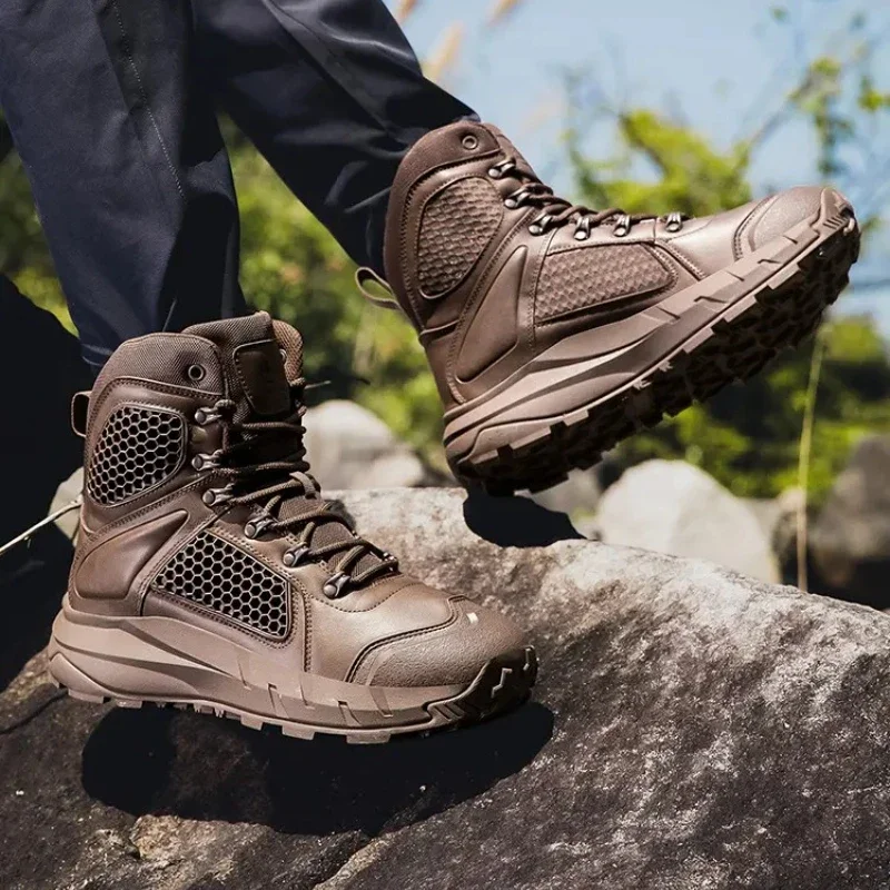 

Men's High-top Boots Perfectly Blend Fashion and Function The High-top Design Not Only Effectively Protects Your Ankles and Pro