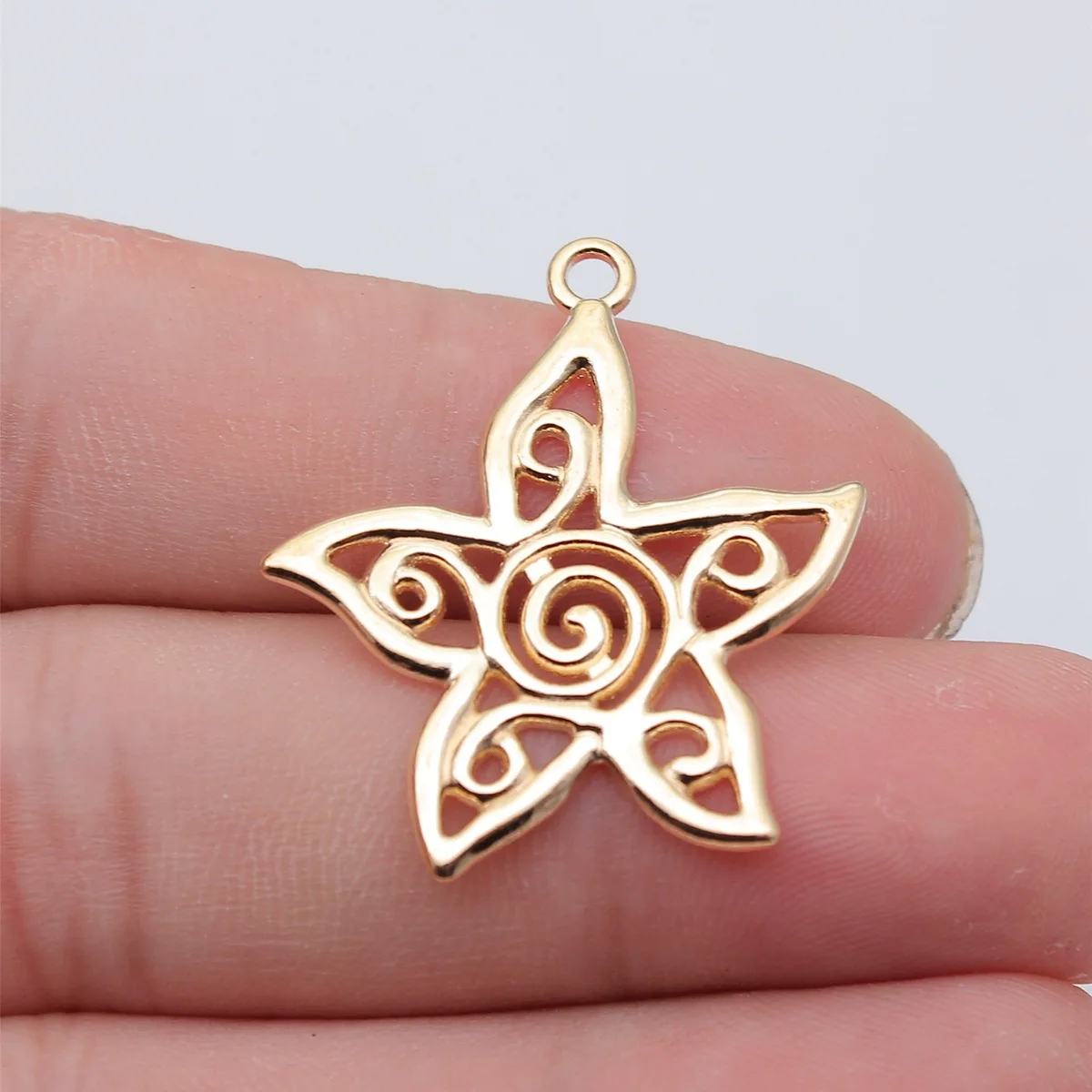 WYSIWYG 3pcs 33x30mm Flower Hollow Charm Pendants 3 Colors Hollow Carved Flower Charm Hollow Carved Flower Pendants