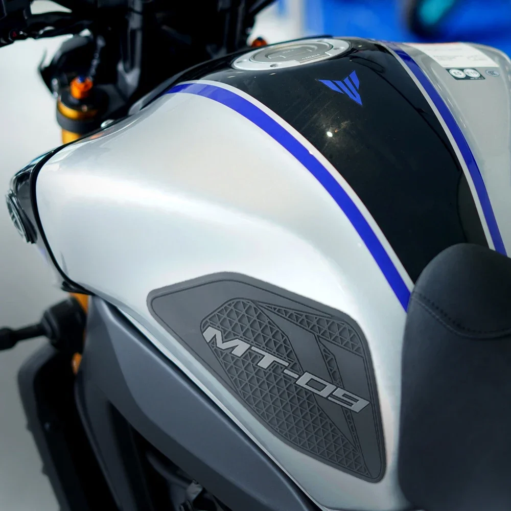 

Motorcycle Side Tank Pad Knee Grip For Yamaha MT-09 2021-2025
