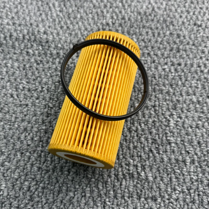 06D115562 Oil Filter For Audi Q3 TT SEAT Skoda Octavia VW Polo Eos 2006 2007 2008 2009 2010 2011 2012 2013 2014 2015 2.0L Engin view 2