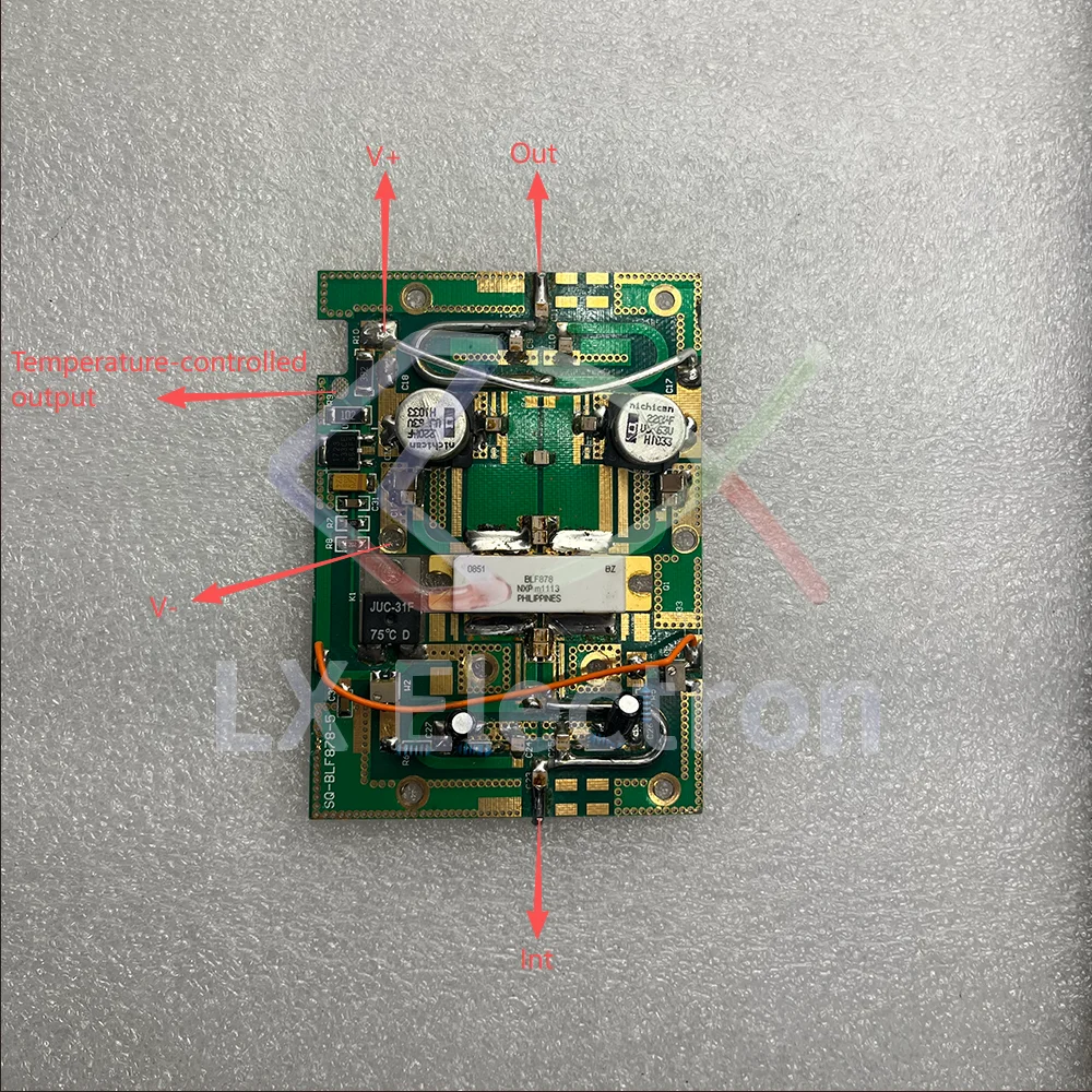 1pcs 300W high-power RF amplifier board, single BLF878 transistor. Frequency: 400-900MHz, input 2.4W (21dB) 42Vdc
