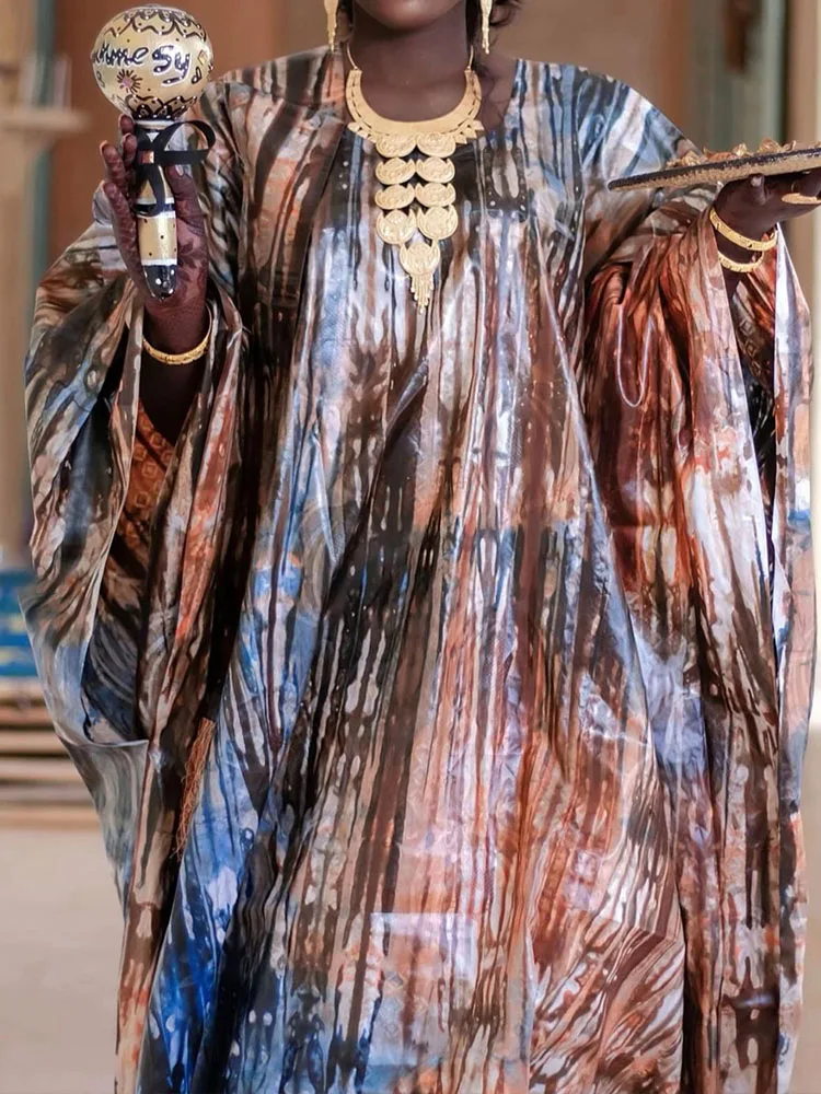 African wedding celebration printed gowns, dresses, traditional attire, elegant and classic, suitable for all seasons