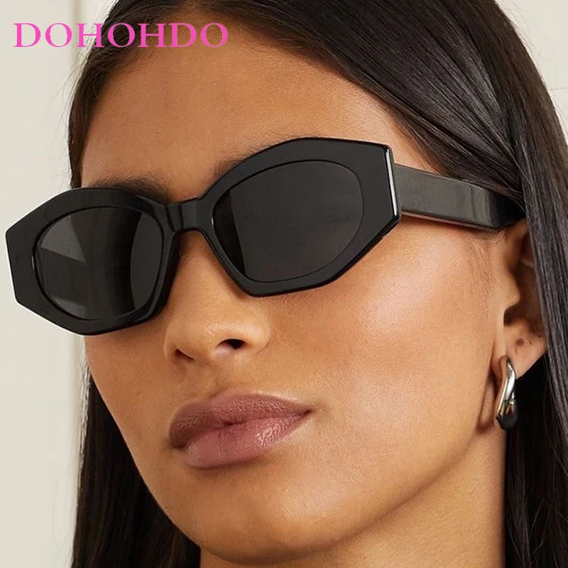 

Vintage Sexy Oversized Cat Eye Frame Women's Sunglasses Brand Designer Men Sunglass Outdoor Travel Drive Classic Eyewear UV400