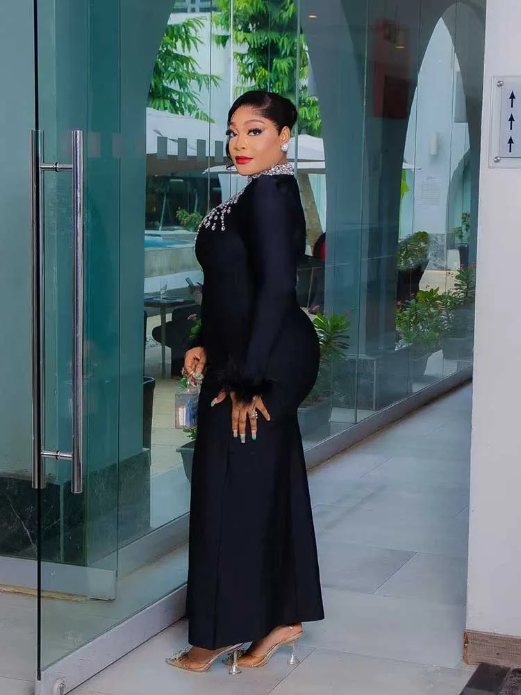 エレガントな黒のイブニングドレス女性のための秋の服ドレスラウンドカラーダイヤモンド付きエレガントシックなボディコンドレス長袖