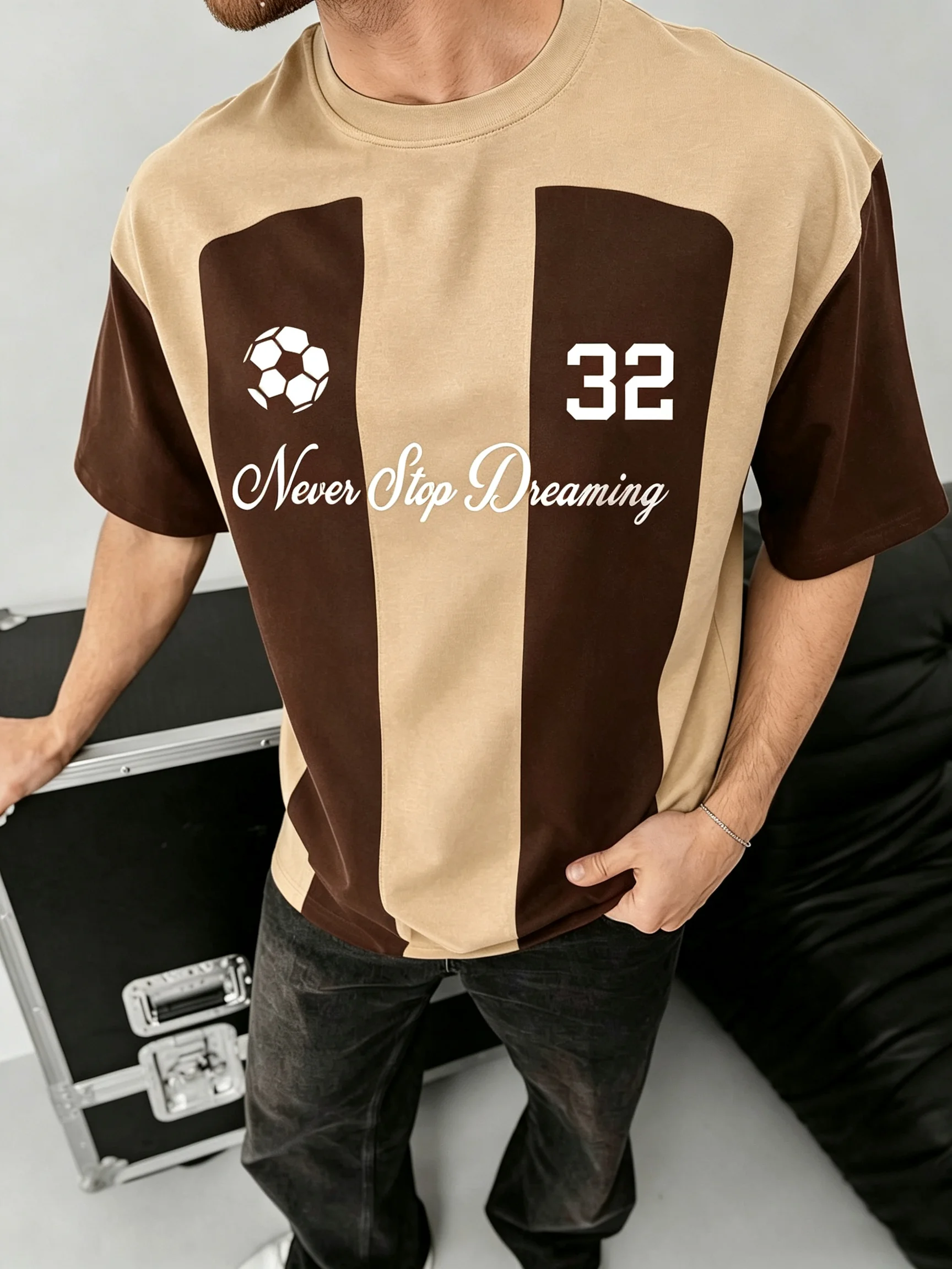 Barcelona-style football T-shirt, size 32, loose-fitting crew neck short-sleeved, summer fashion sports top.