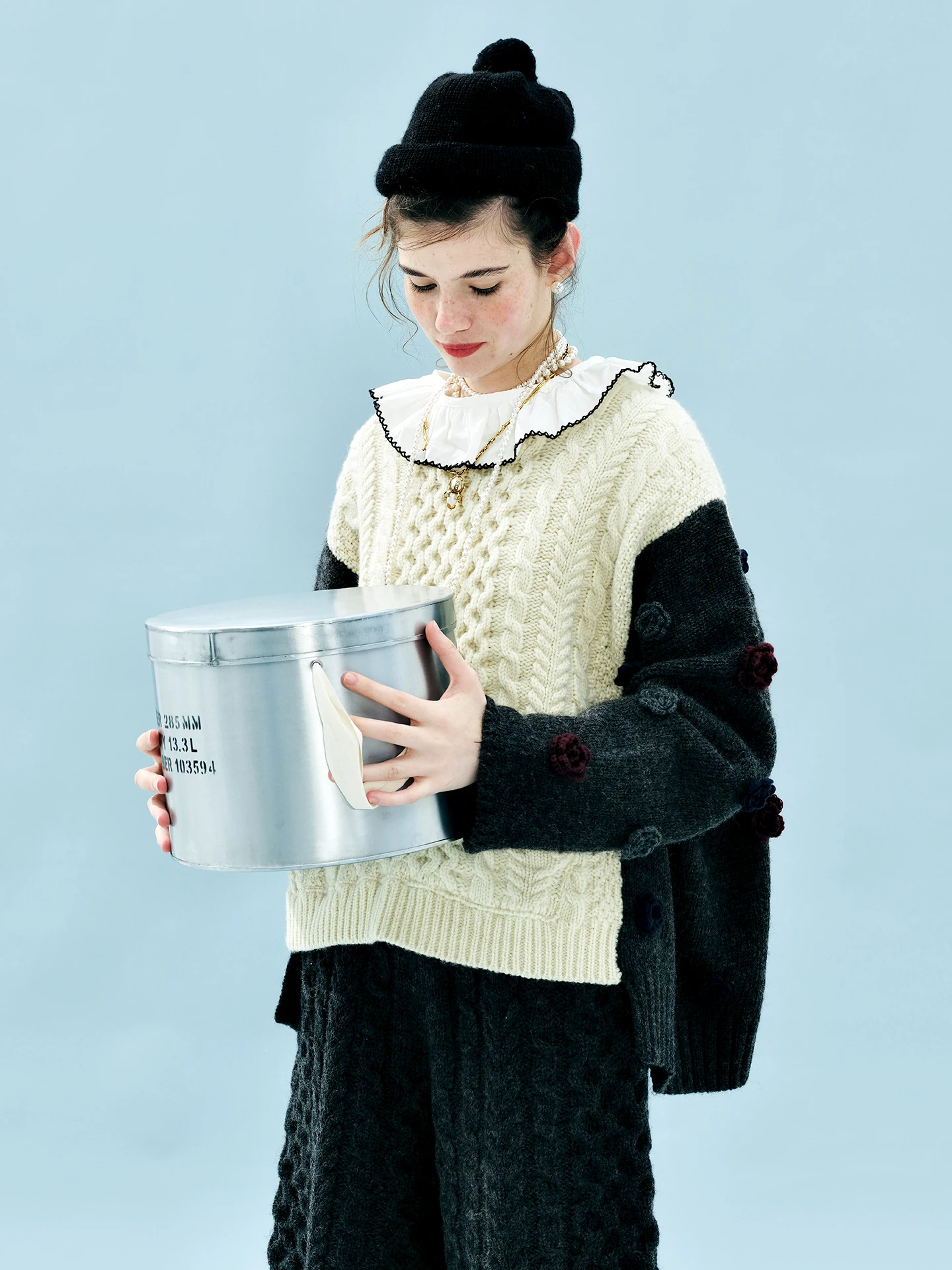 Couleur-bloc pull avec fleurs 3D Aran pull en tricot pour automne et hiver rétro atmosphère douce haut en tricot 255235