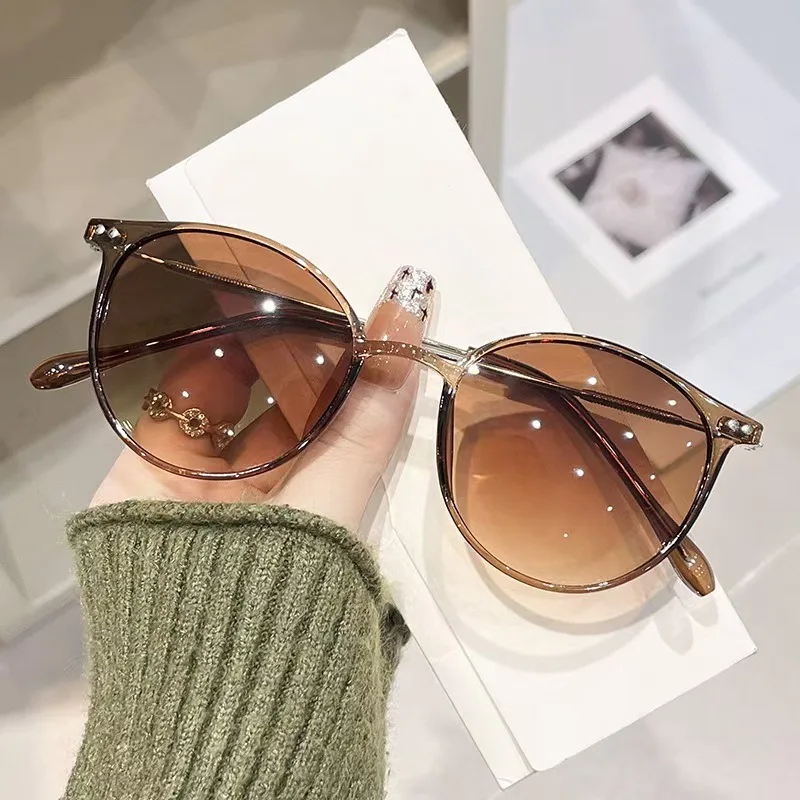 جديد خمر النظارات الشمسية المستديرة النساء الرجعية الفاخرة مصمم نظارات شمسية المرأة المعادن Oculos دي سول UV400 ظلال النظارات