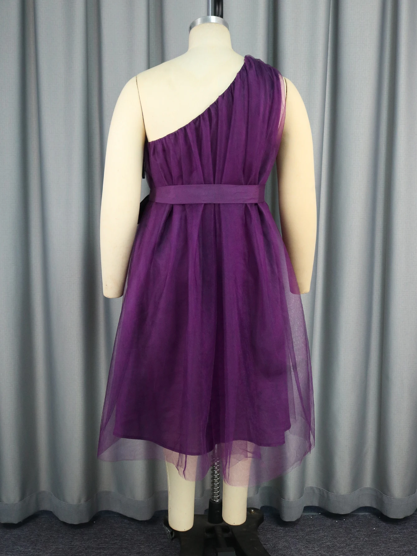 Vestido feminino de baile de formatura, um ombro roxo, tule brilhante, vestidos plissados elegantes, aniversário, clube, roupas noturnas, plus size,