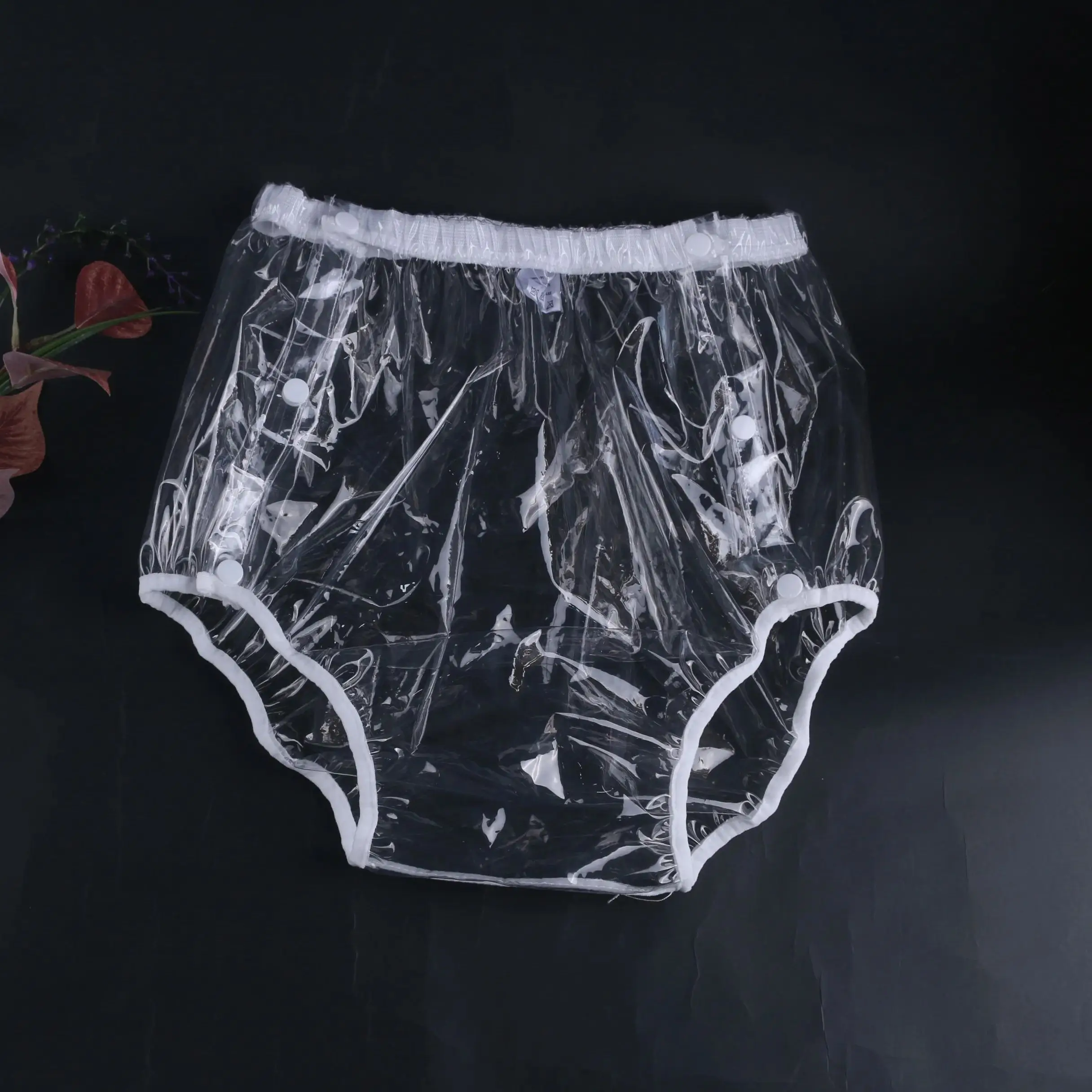 방수 TPU 성인용 기저귀 팬티, 스냅 버튼 디자인으로 쉽게 열 수 있고 세탁이 간편한 요실금 팬츠, 반투명 수영 커버