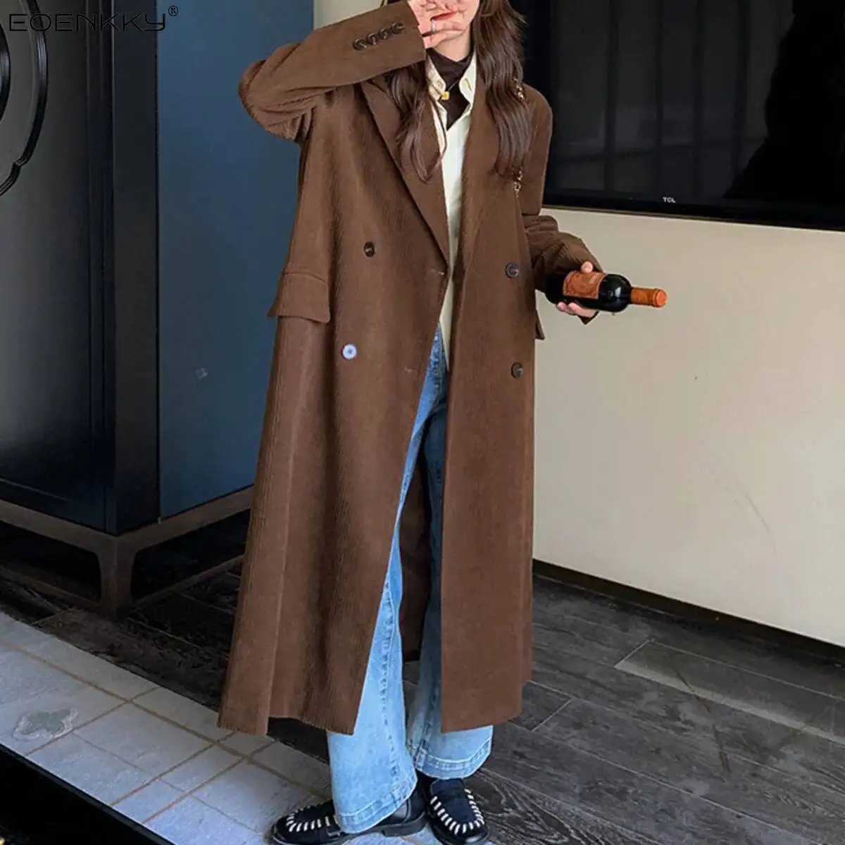 

EOENKKY Solid-color Collar Double-breasted Design - 2025 Spring New Style Women's High-quality Long Coat With Windproof Function