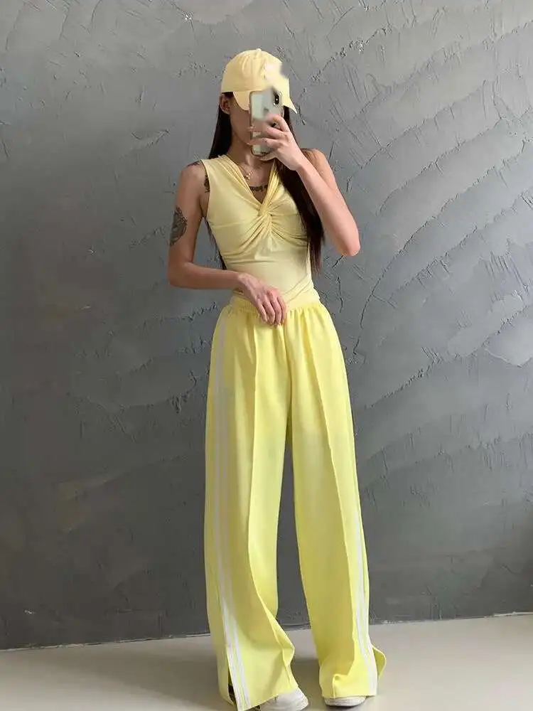 T-shirt a maniche corte con spalla intrecciata per stile estivo da donna per scollo a V sottile dolce donna coreana Tosp 2024 Nuovo G2OF