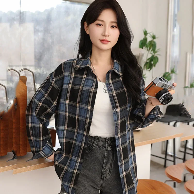 بلوزة نسائية فضفاضة على الموضة للخريف والشتاء قمصان عالية الشارع عصرية غير رسمية منقوشة كورية تناسب كل مباراة سترة قميص خارجي #1