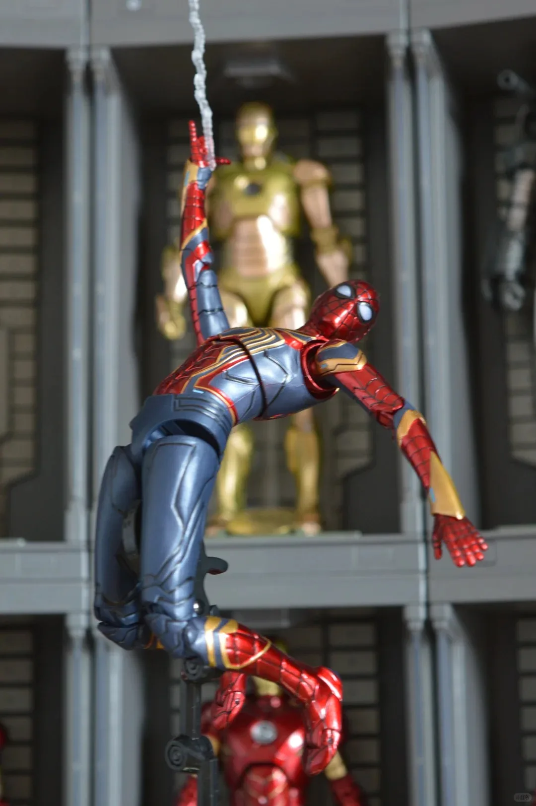 

Avengers Infinity War Iron Spider-Man 1/10 Scale Collectible Action Figure Perfect Birthday Gift For Toy And Robot Fans