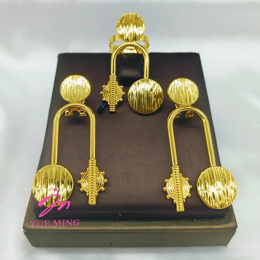 

Nigerian Earrings with Ring Set for Weddings 18k Gold Color Clip Earrings and Cocktail Ring Weddings Anniversary Ear Accessories