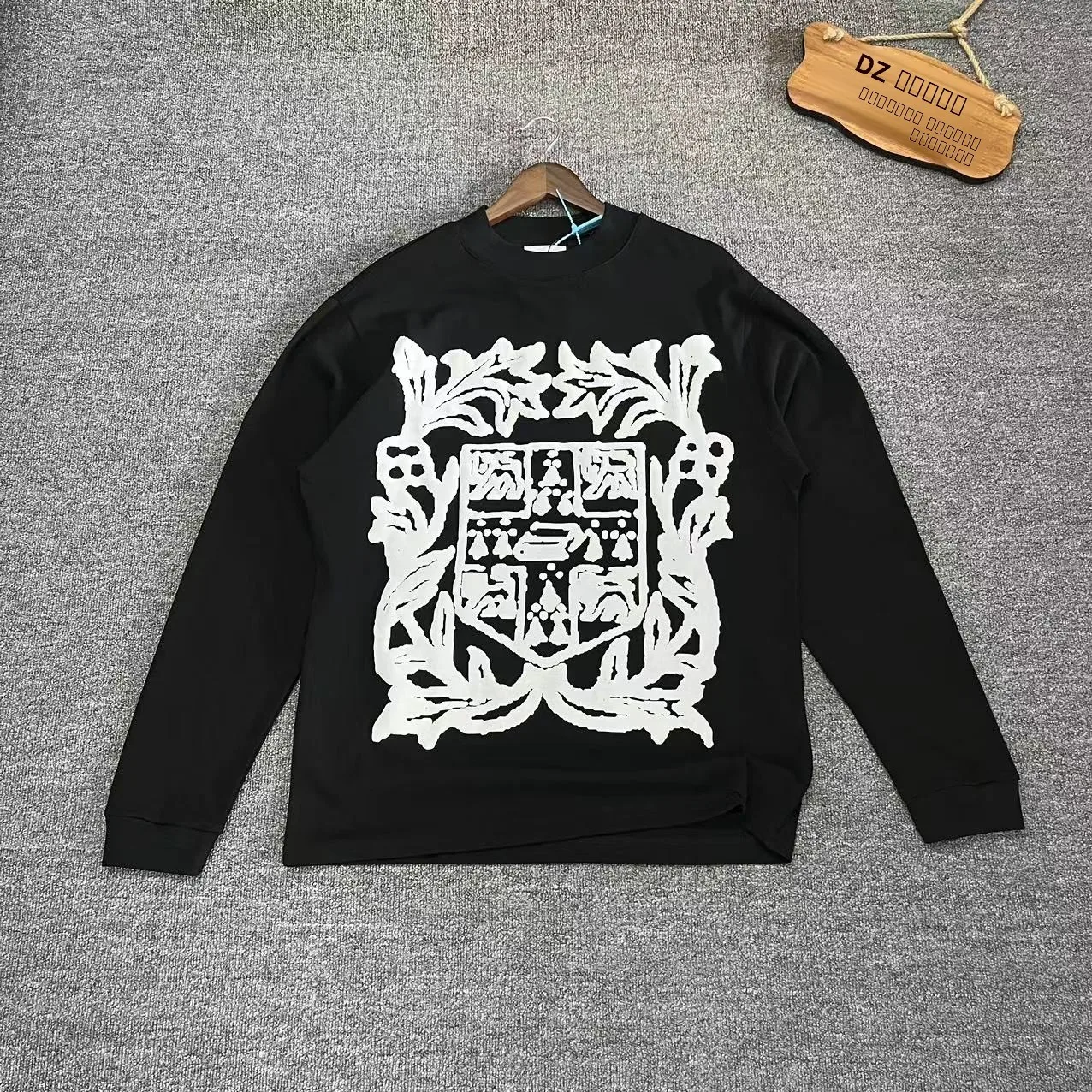 

Loose Fit Cotton Long Sve T-irt ex High Street Sle Early Autumn New Logo Floral Fong American Casual Tee