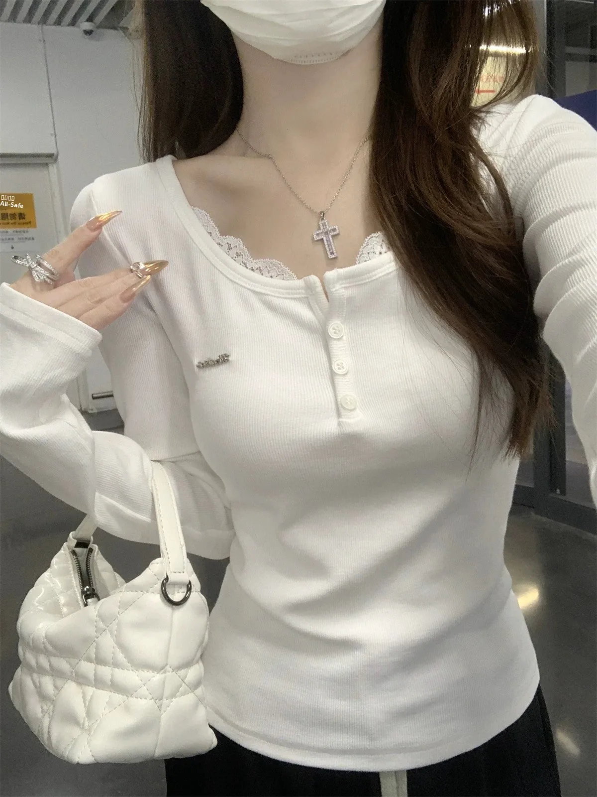 

Женская облегающая футболка с длинным рукавом, базовая модель, весна-осень, большие размеры, нижняя одежда, топ с кружевными пуговицами, 95% хлопок
