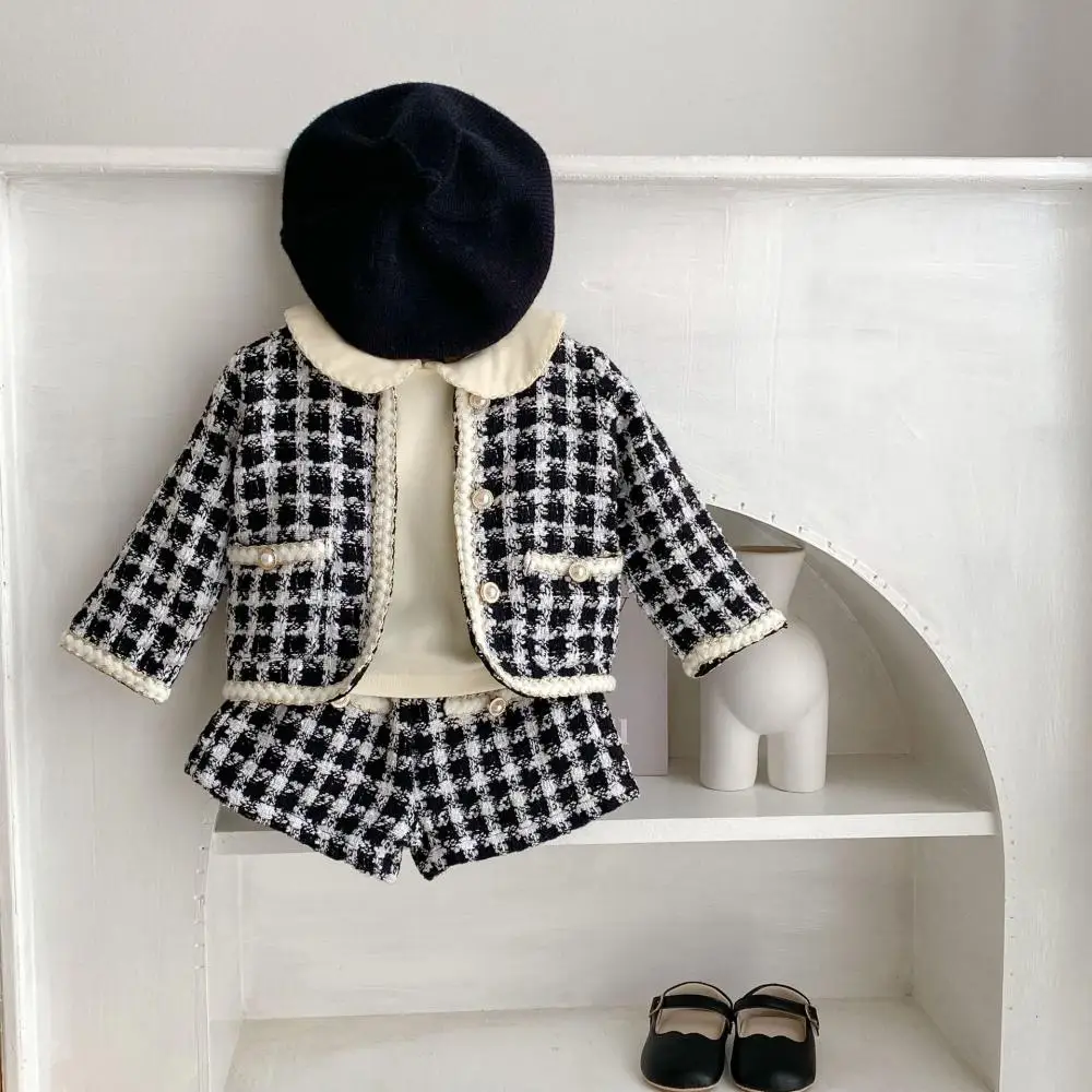 2024 Baby Girls Plaid Suits Infants Elegant Woollen Cardigan + Short Pants Children Autumn Jacket + Shorts Toddler Outerwear Set