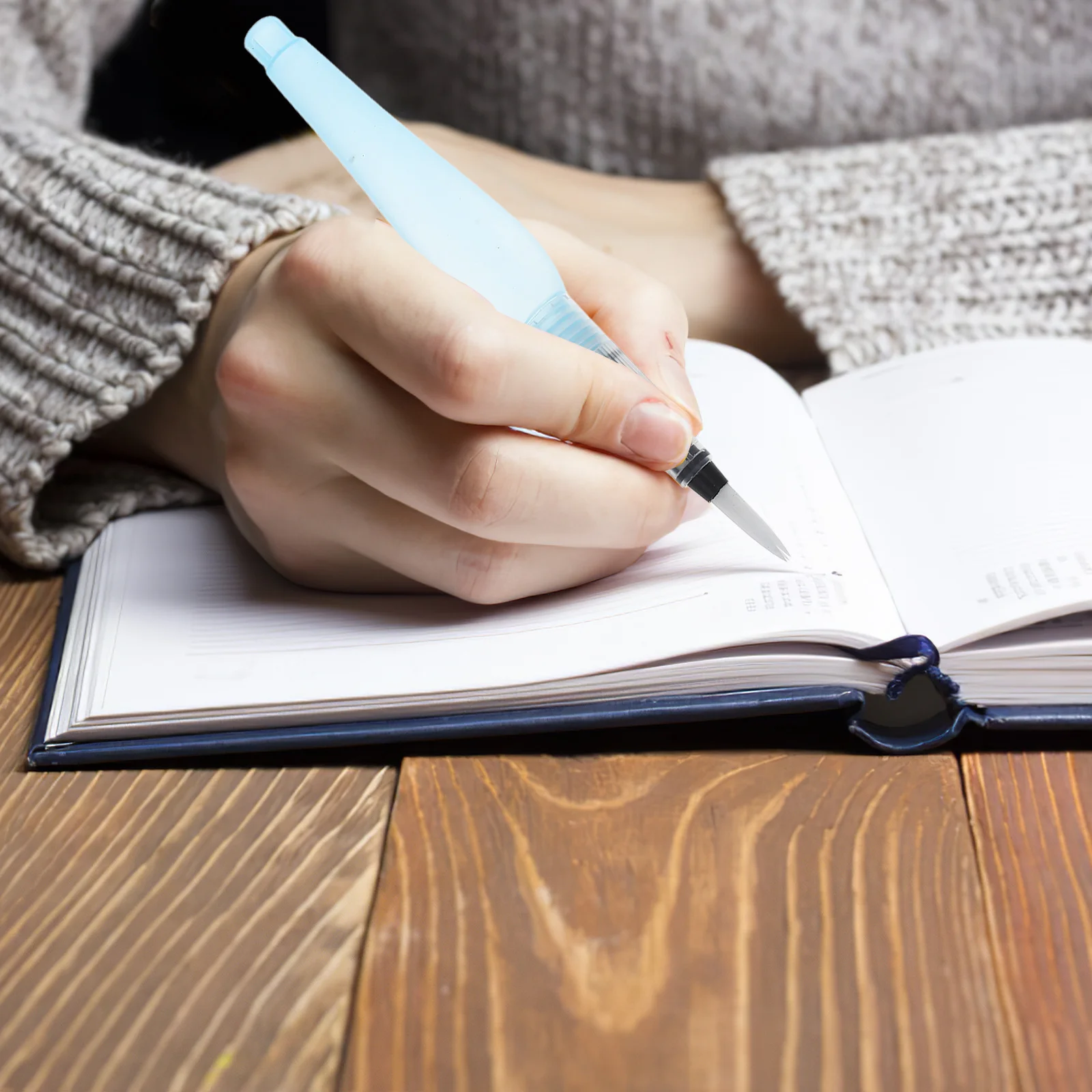 

10Pcs Water Storage Brush Pens Refillable Nylon Tip Precise Line Drawing Painting Sketching Calligraphy Watercolor Brush Pen